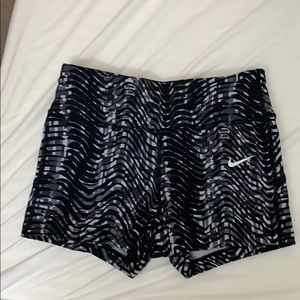 nike dry fit running shorts